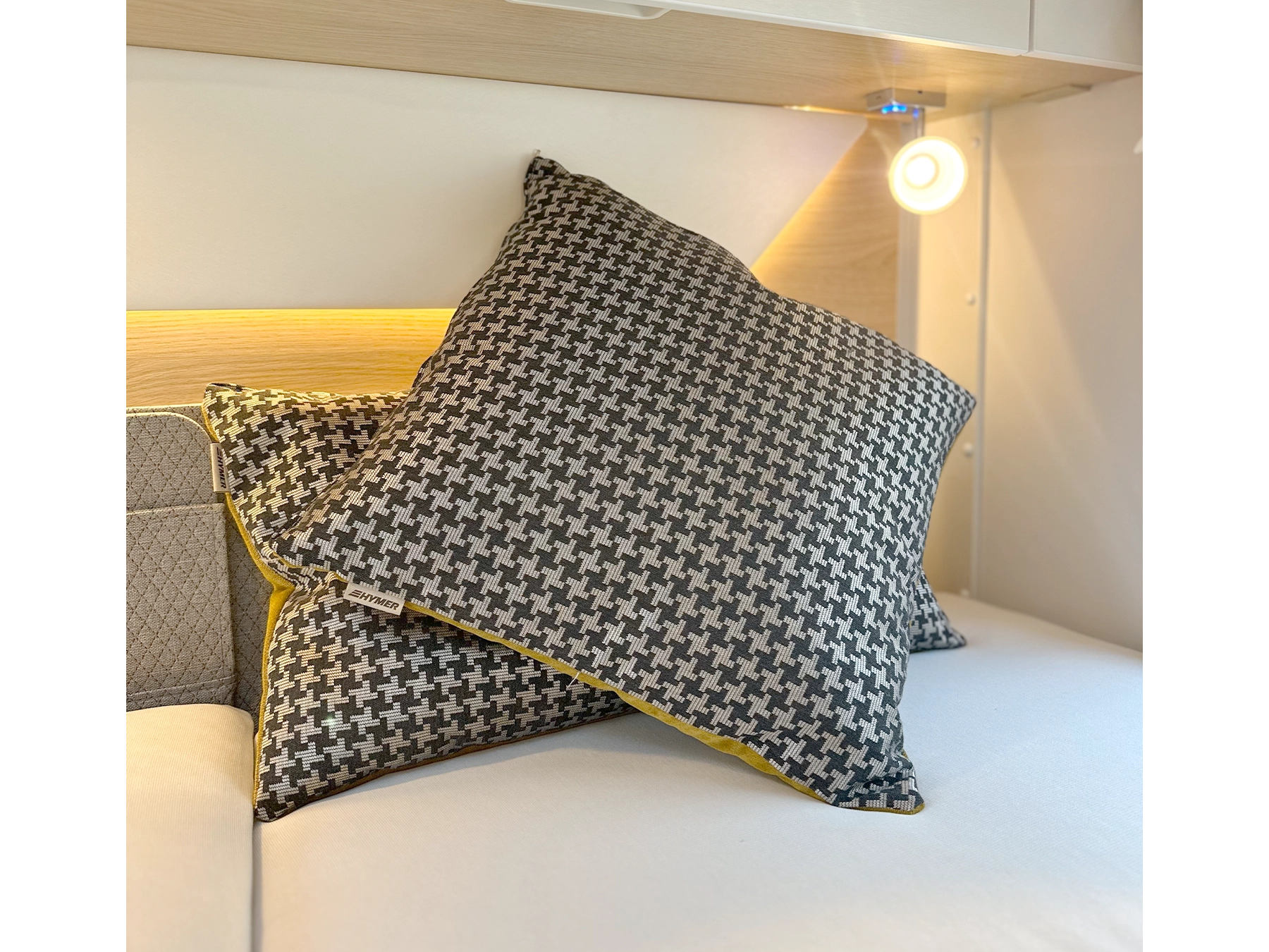 Hymer B-MC I 680 Motorhome Hymer cushions