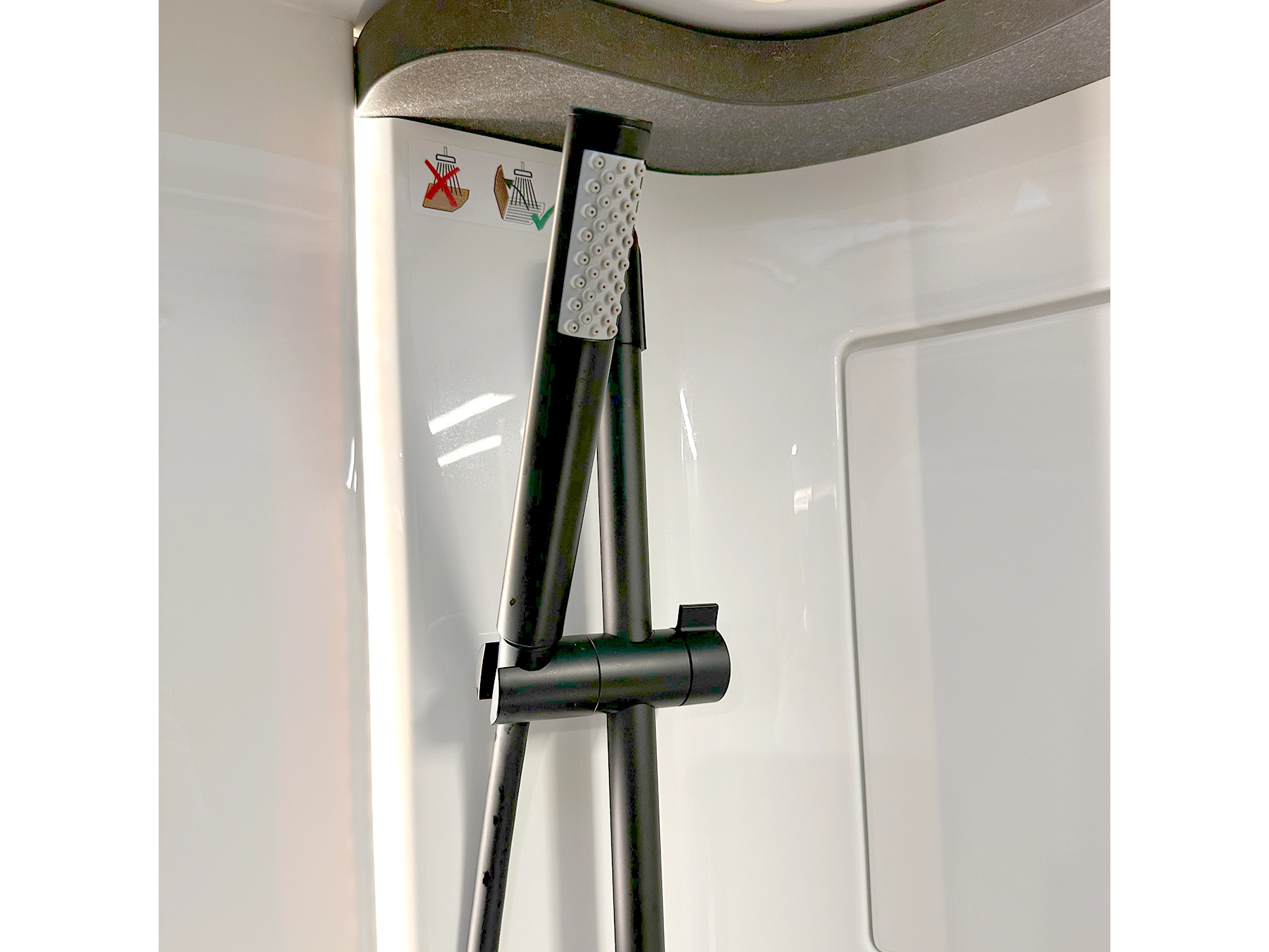 Hymer ML-T 580 Xperience Motorhome Showerhead