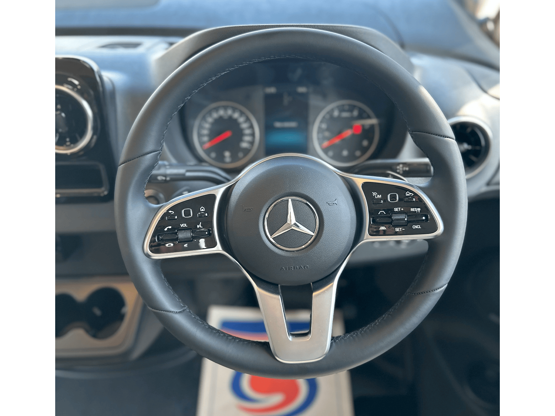 Hymer B-MC I 680 Motorhome Steering Wheel