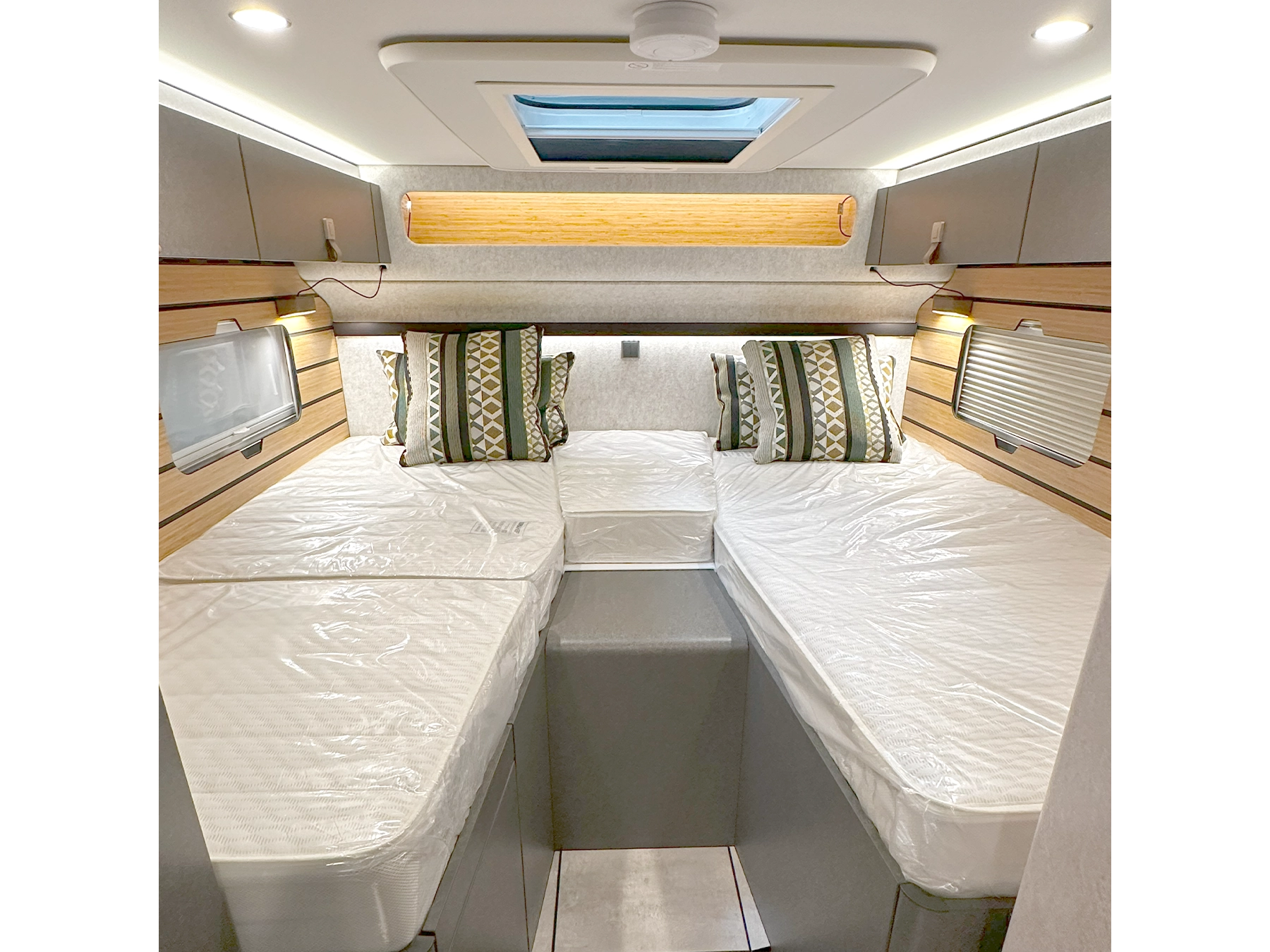 Hymer ML-T 580 Xperience Motorhome TV