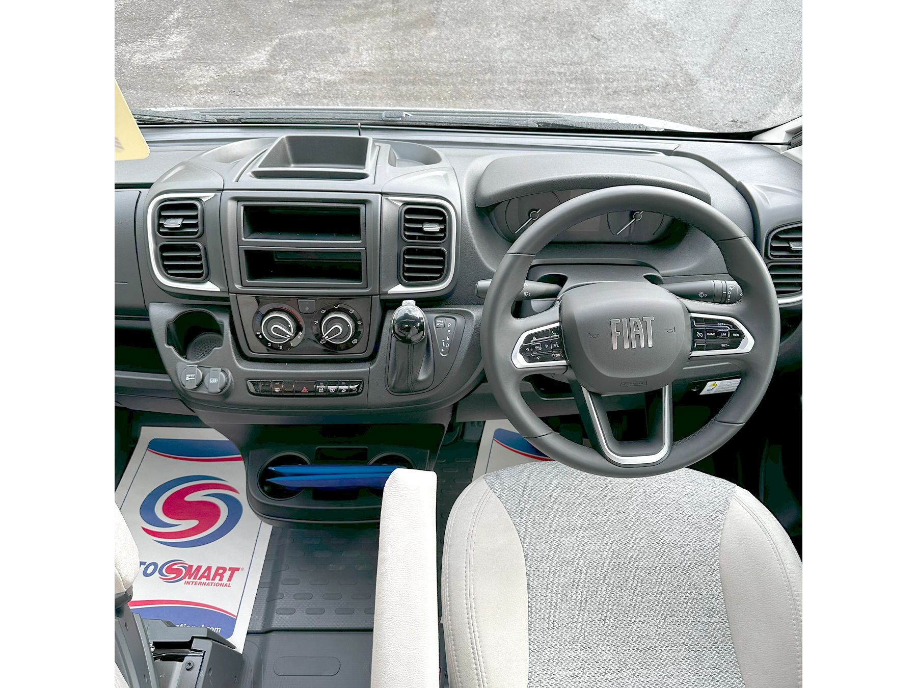 Carado CV640 Pro+ Van Conversion Headunit